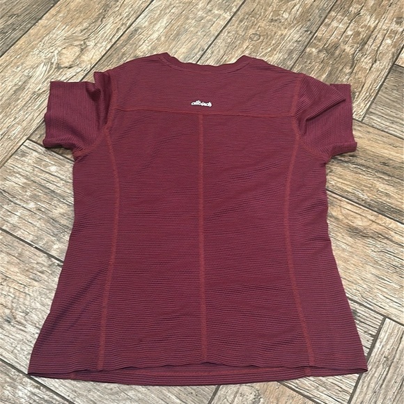 Allbirds Natural Run tee thrive crimson and blue hush medium - Picture 5 of 10